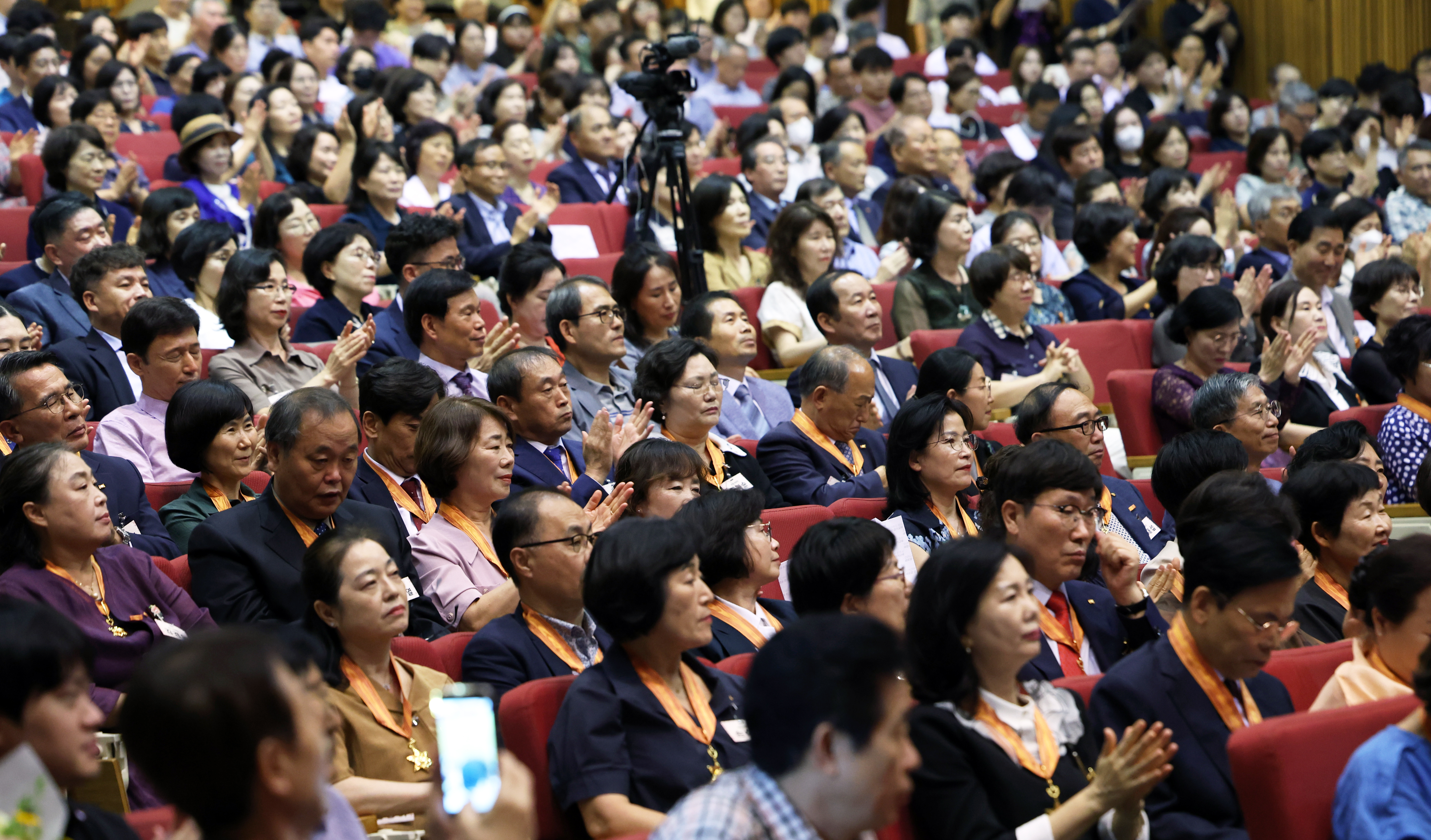 2024년 8월말 퇴직교원 훈·포장 및 표창장 전수식3 이미지