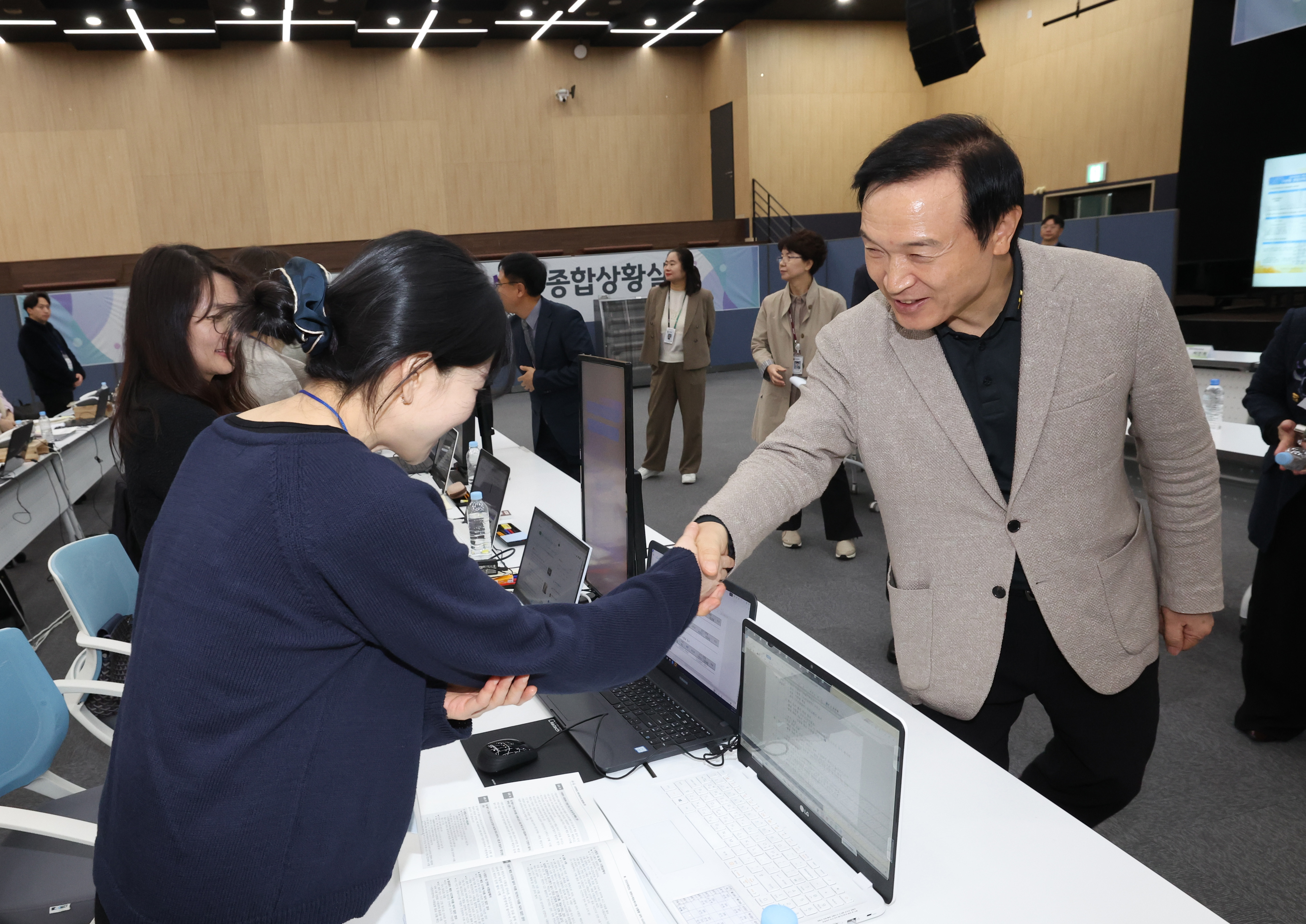 2025학년도 대학수학능력시험 종합상황실 운영 현황 점검2 이미지