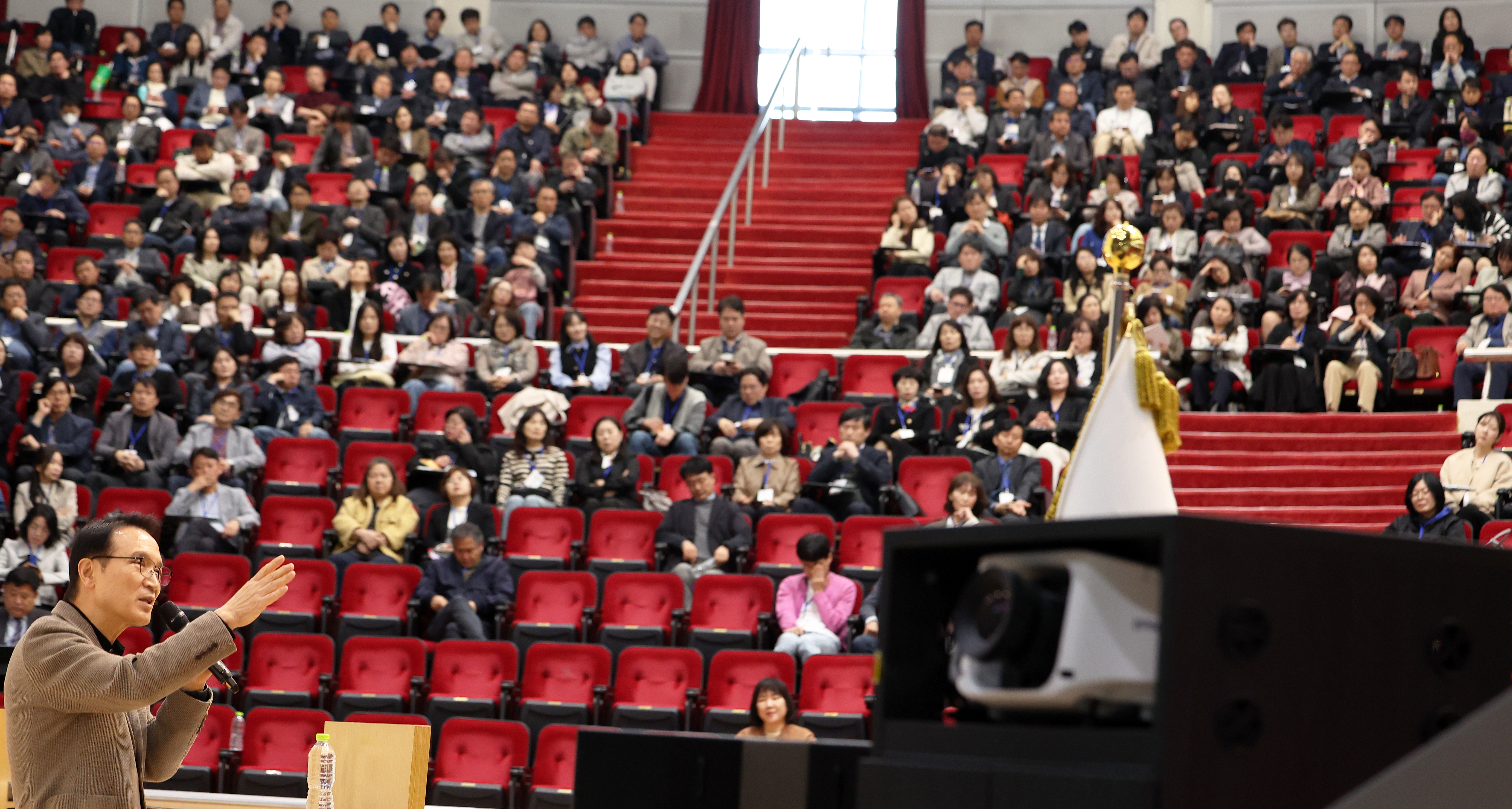 ‘2025 유·초·중등 교(원)장 자격연수(경기도정책과정)’ 특강3 이미지