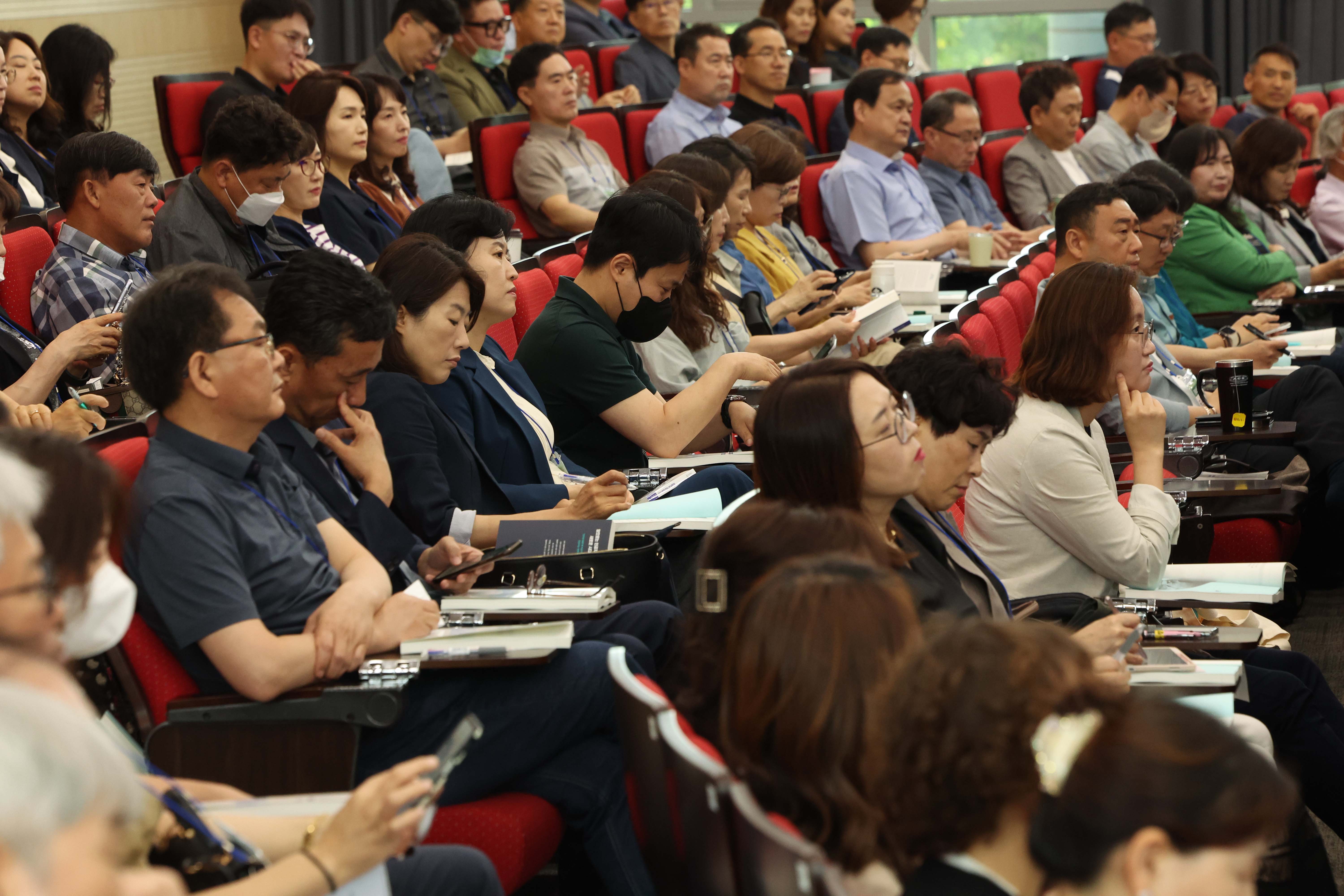 임태희 경기도교육감 초등교장 자격연수 특강2 이미지