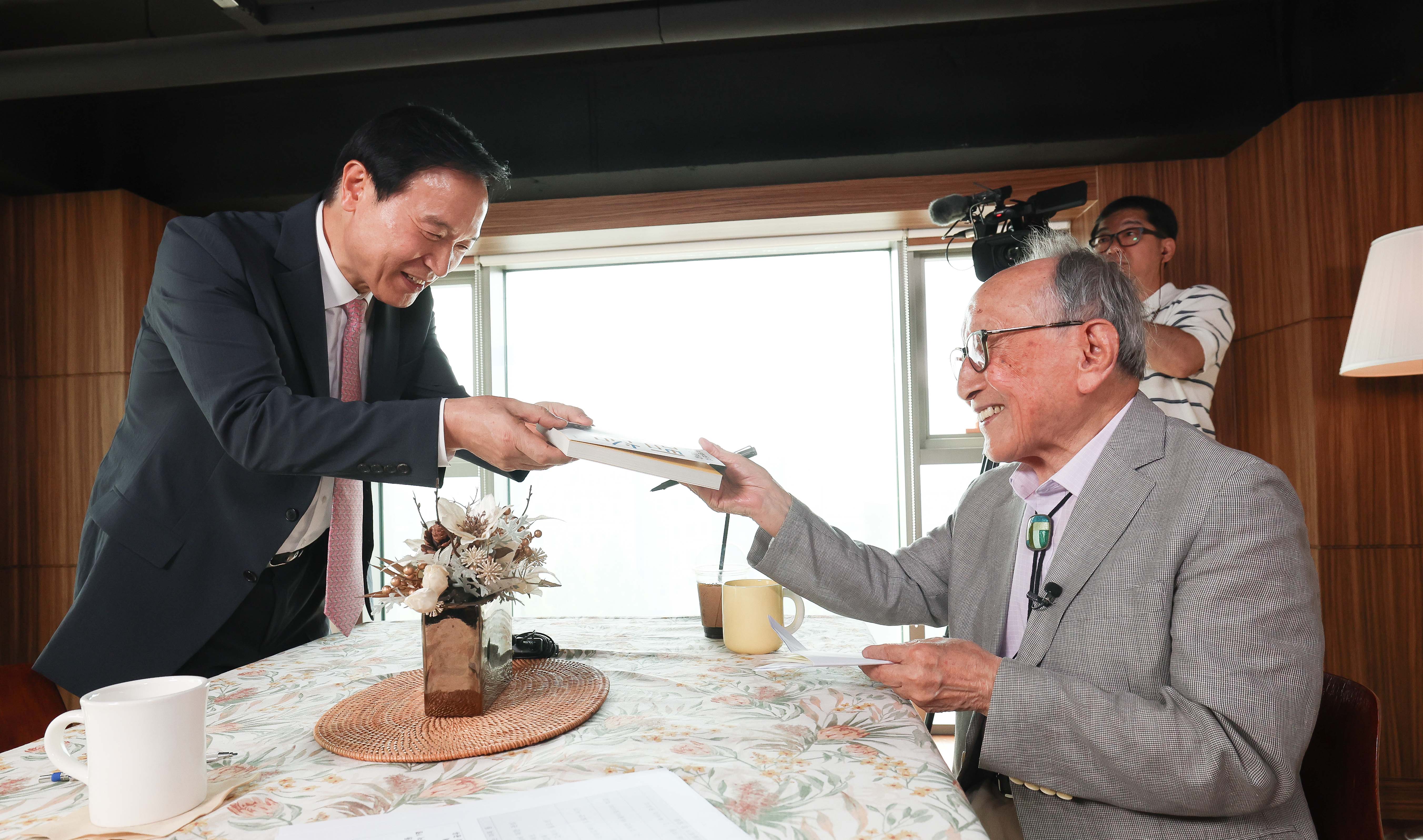 103세 철학자 김형석 연세대 명예교수 대담4 이미지