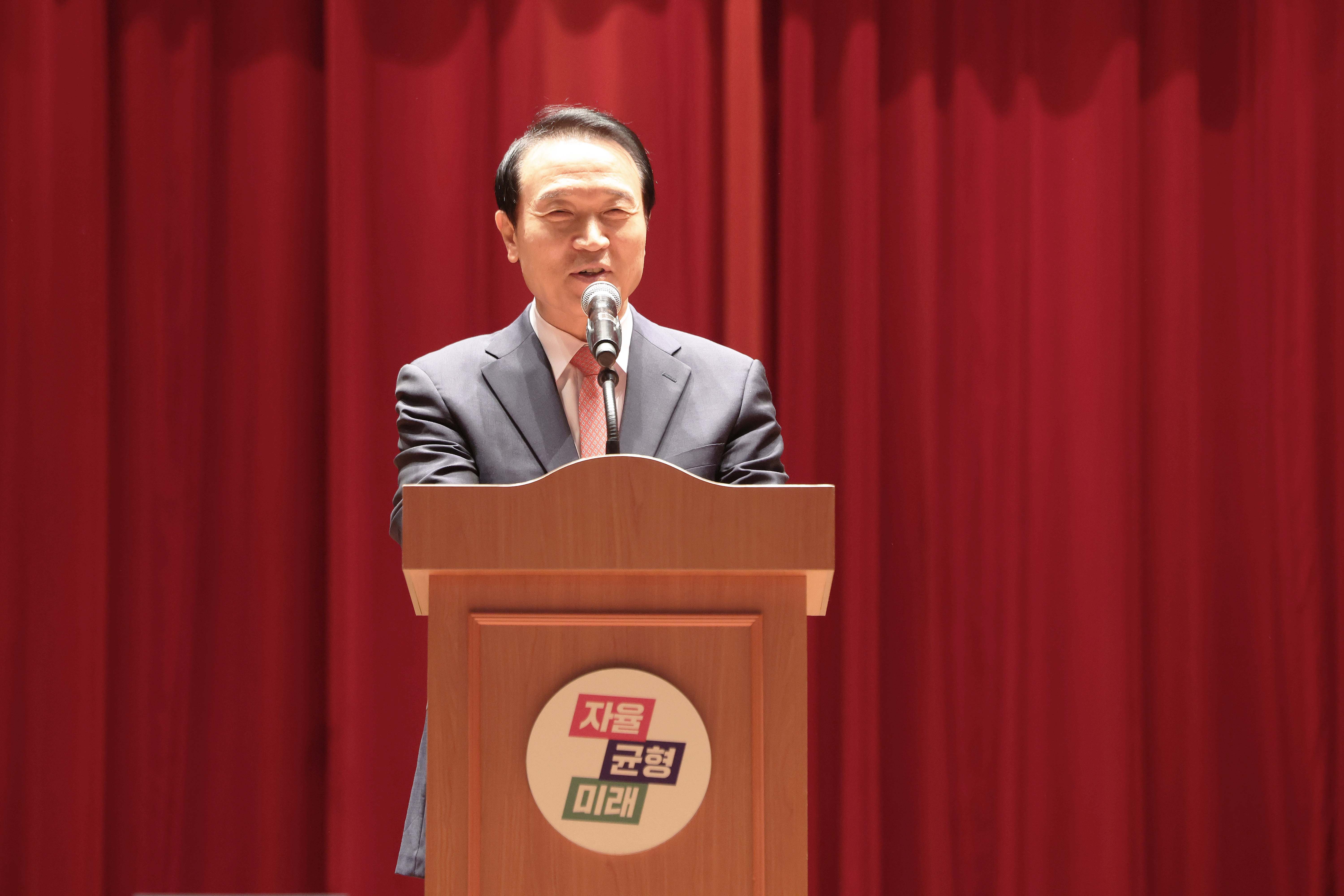 8월말 퇴직교원 훈·포장 및 표창장 전수식3 이미지