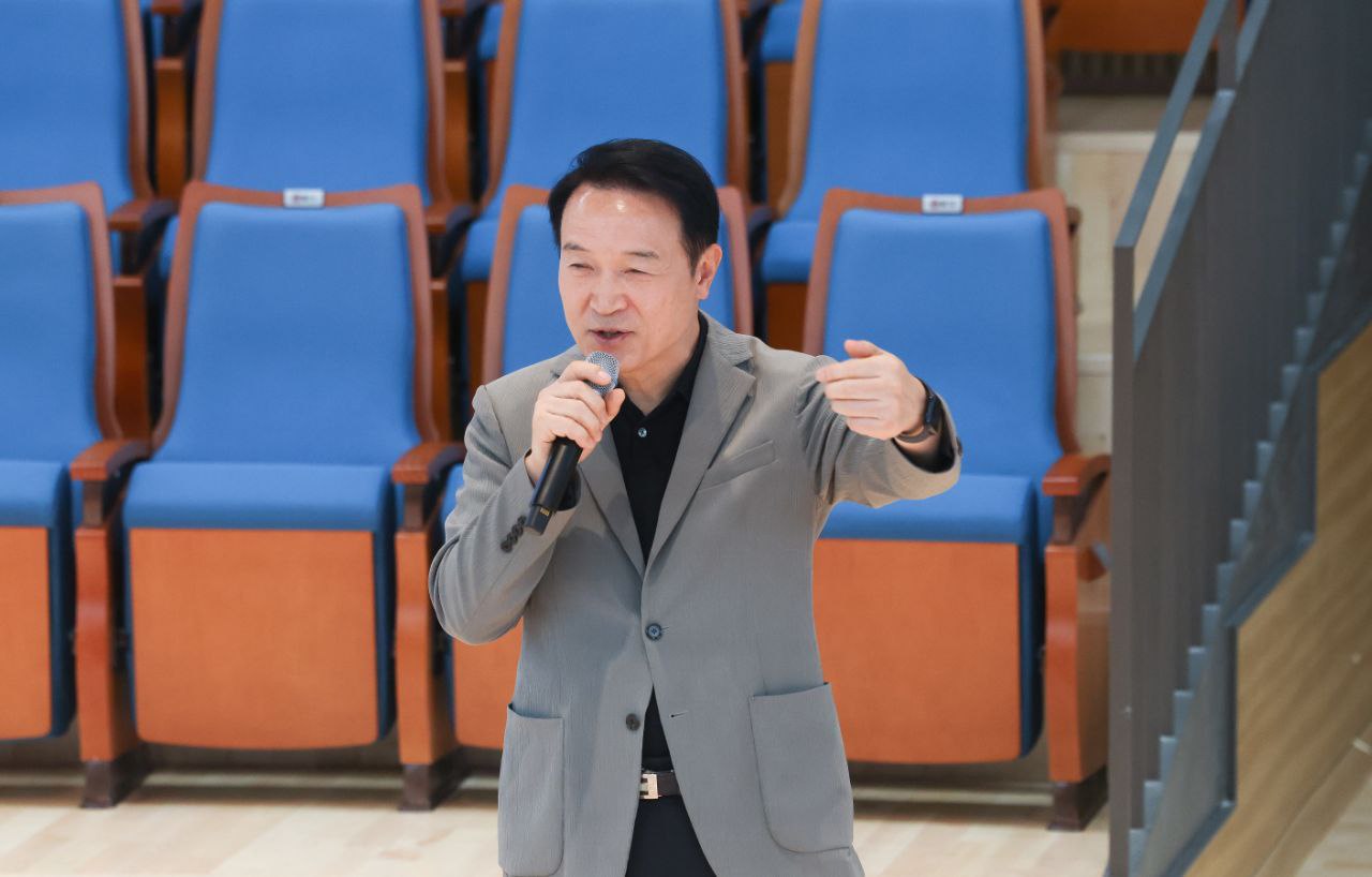 2023 공립유치원장 연수 특강1 이미지